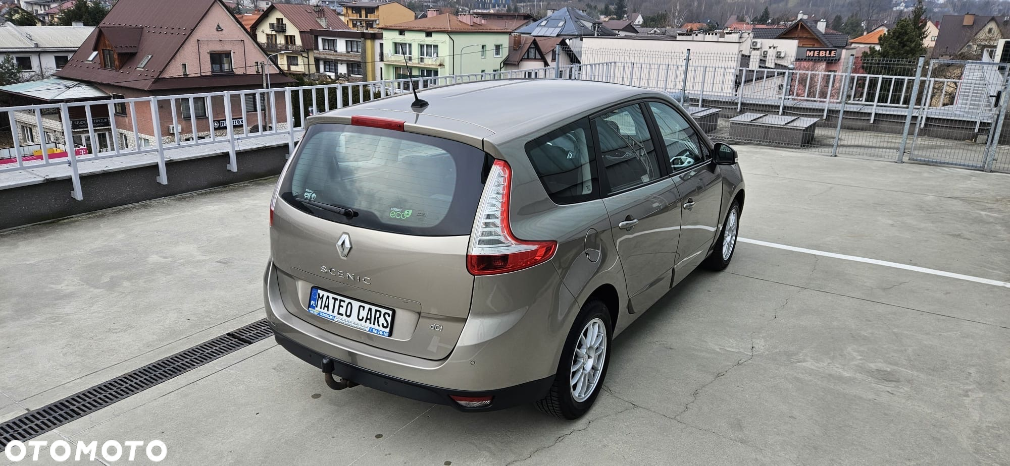 Renault Grand Scenic Gr 1.6 dCi Energy Bose Edition - 3