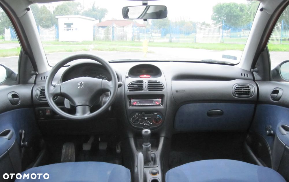 Peugeot 206 1.1 XR Presence - 6