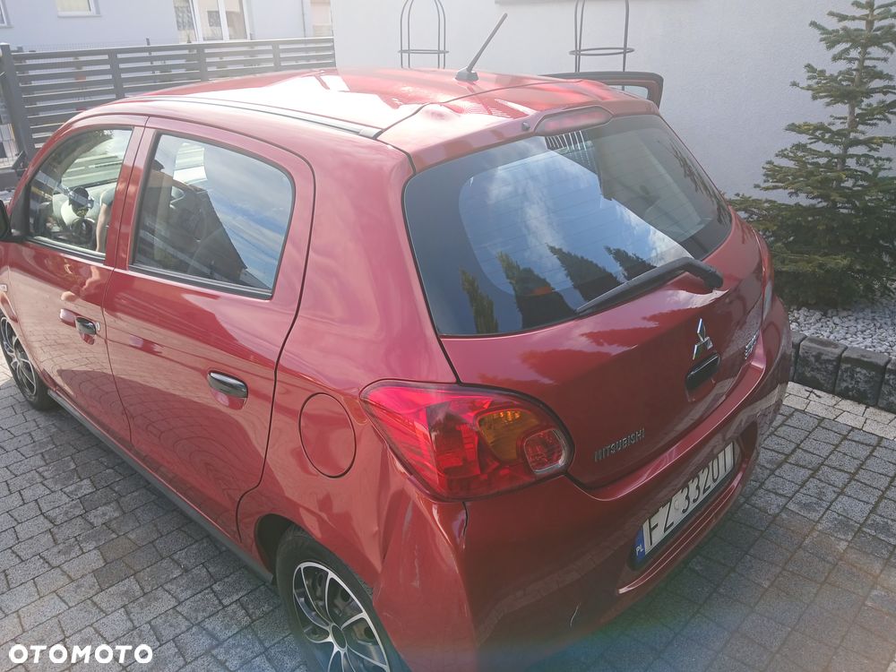 Mitsubishi Space Star 1.0 - 9