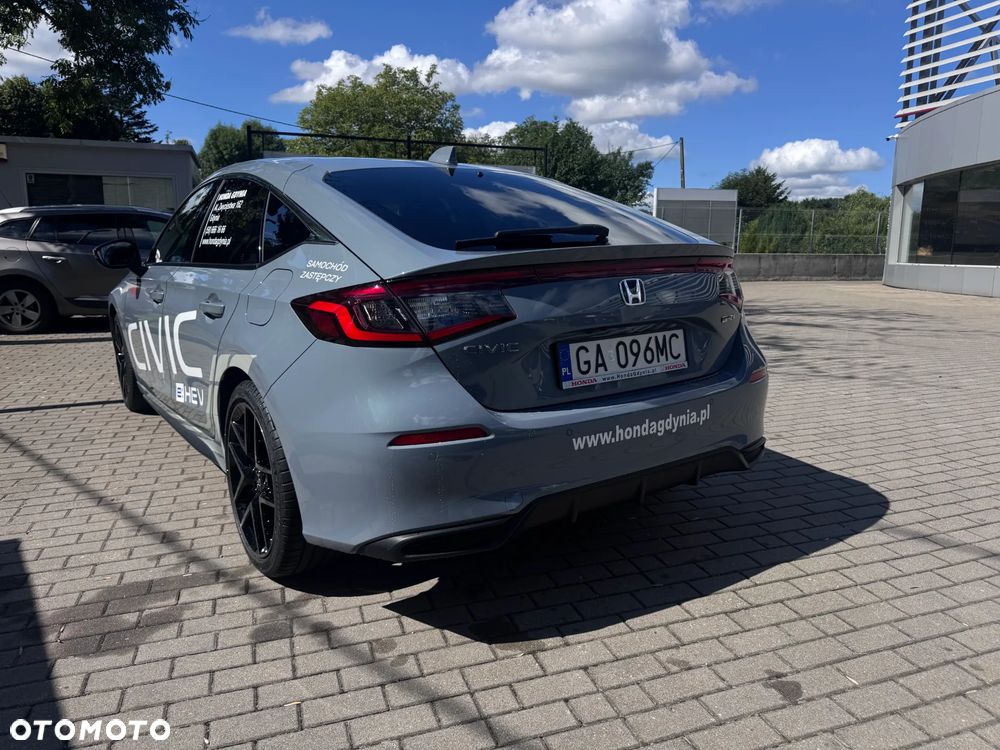 Honda Civic 2.0 i-MMD Advance CVT - 9