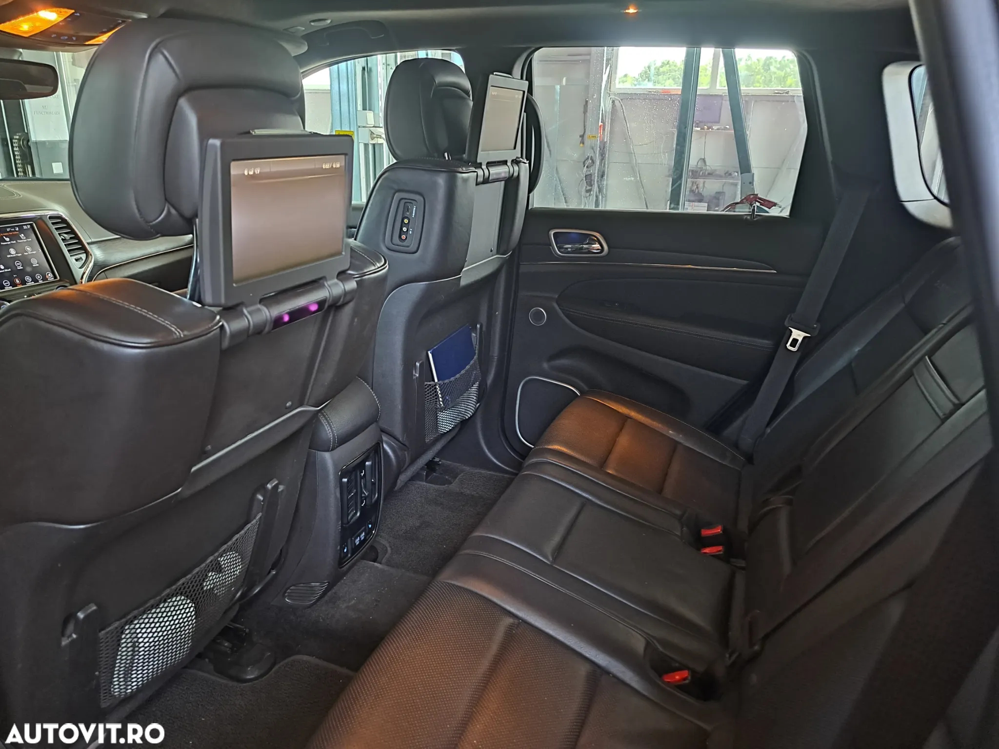 Jeep Grand Cherokee 3.0 TD AT Summit - 9