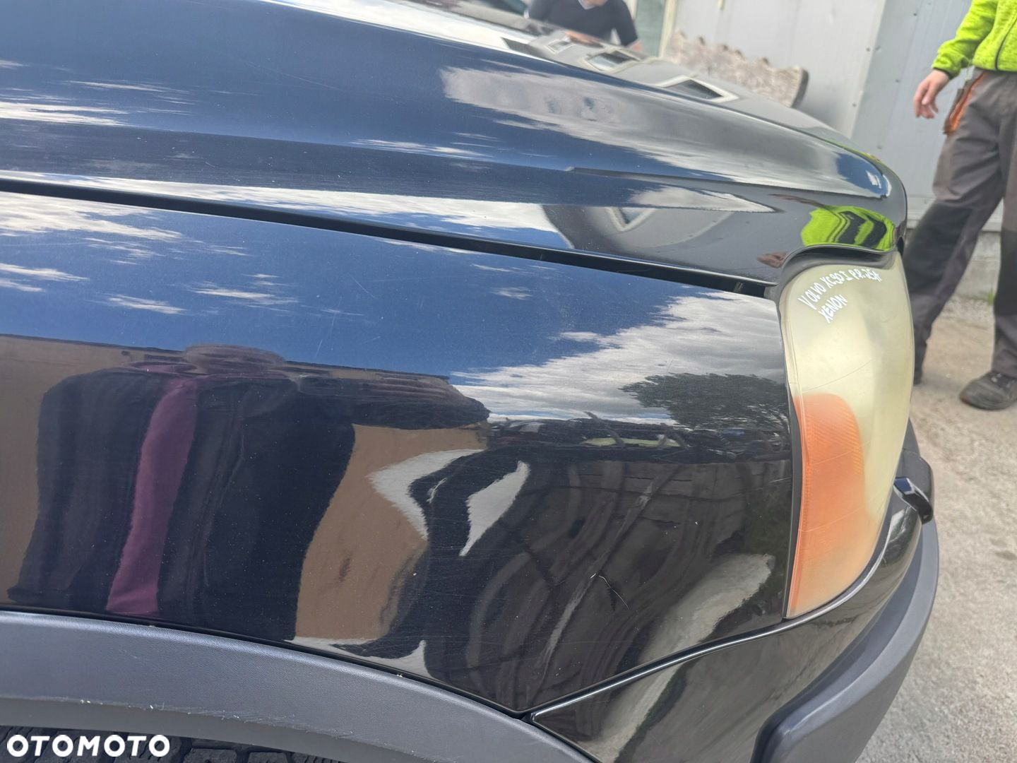 VOLVO XC90 I BŁOTNIK PRAWY PRZEDNI 45200 - 10