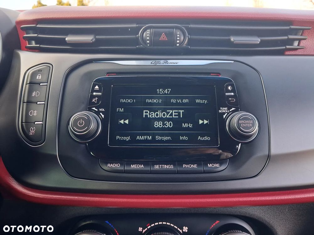 Alfa Romeo Giulietta 1.4 TB 16V Multiair Collezione - 20