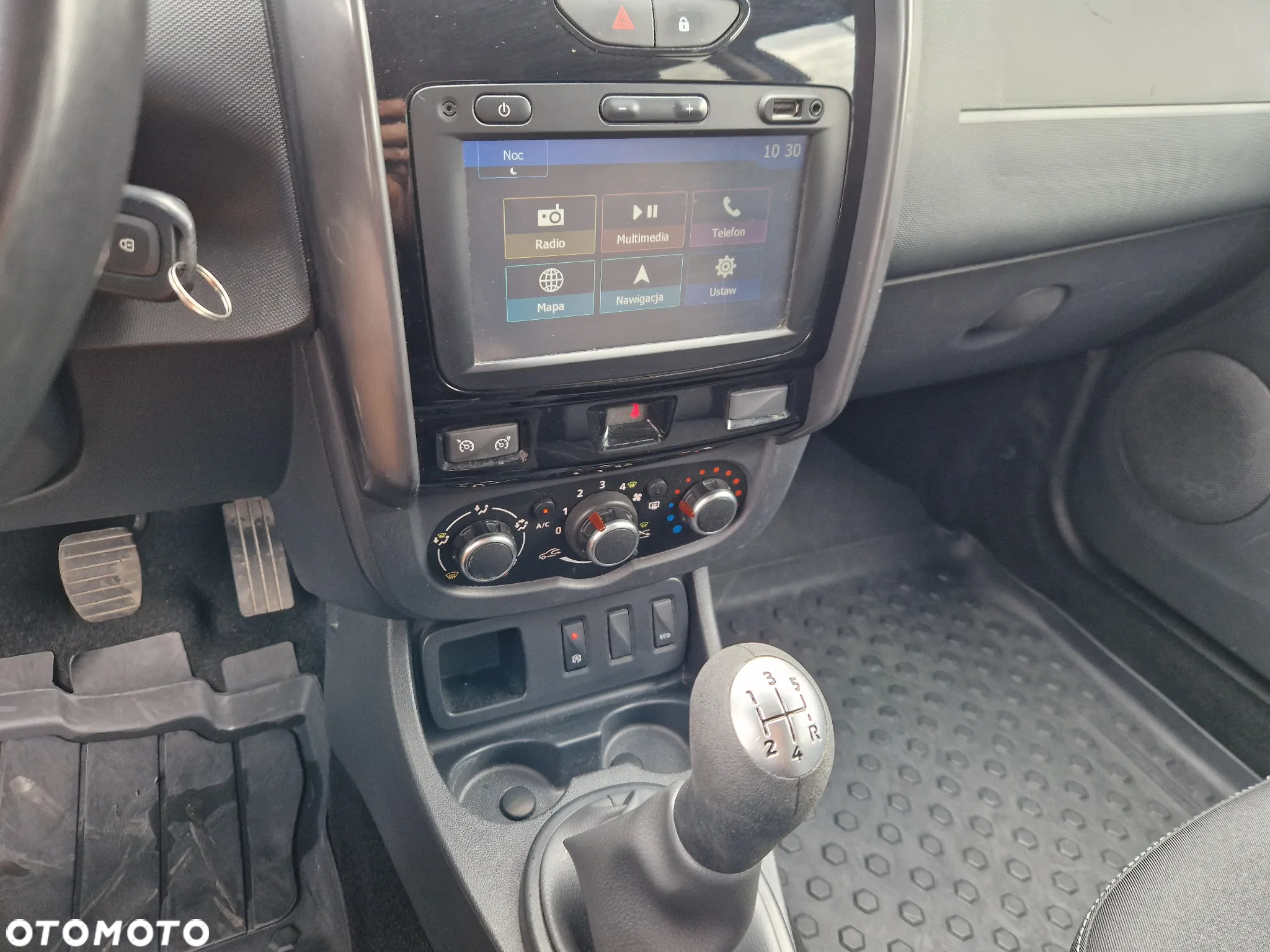 Dacia Duster 1.6 SCe Laureate S&S - 16