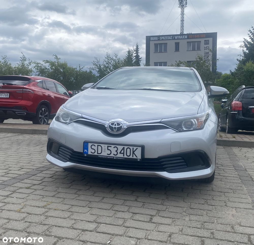 Toyota Auris 1.4 D-4D Active - 4