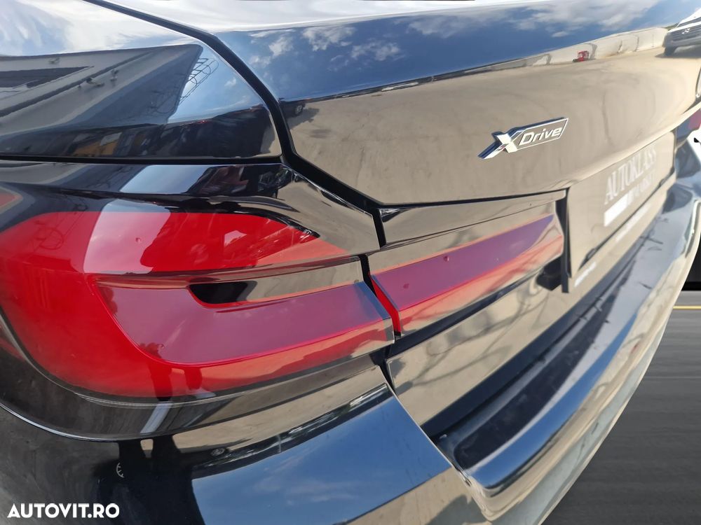 BMW Seria 5 530i xDrive AT MHEV - 18