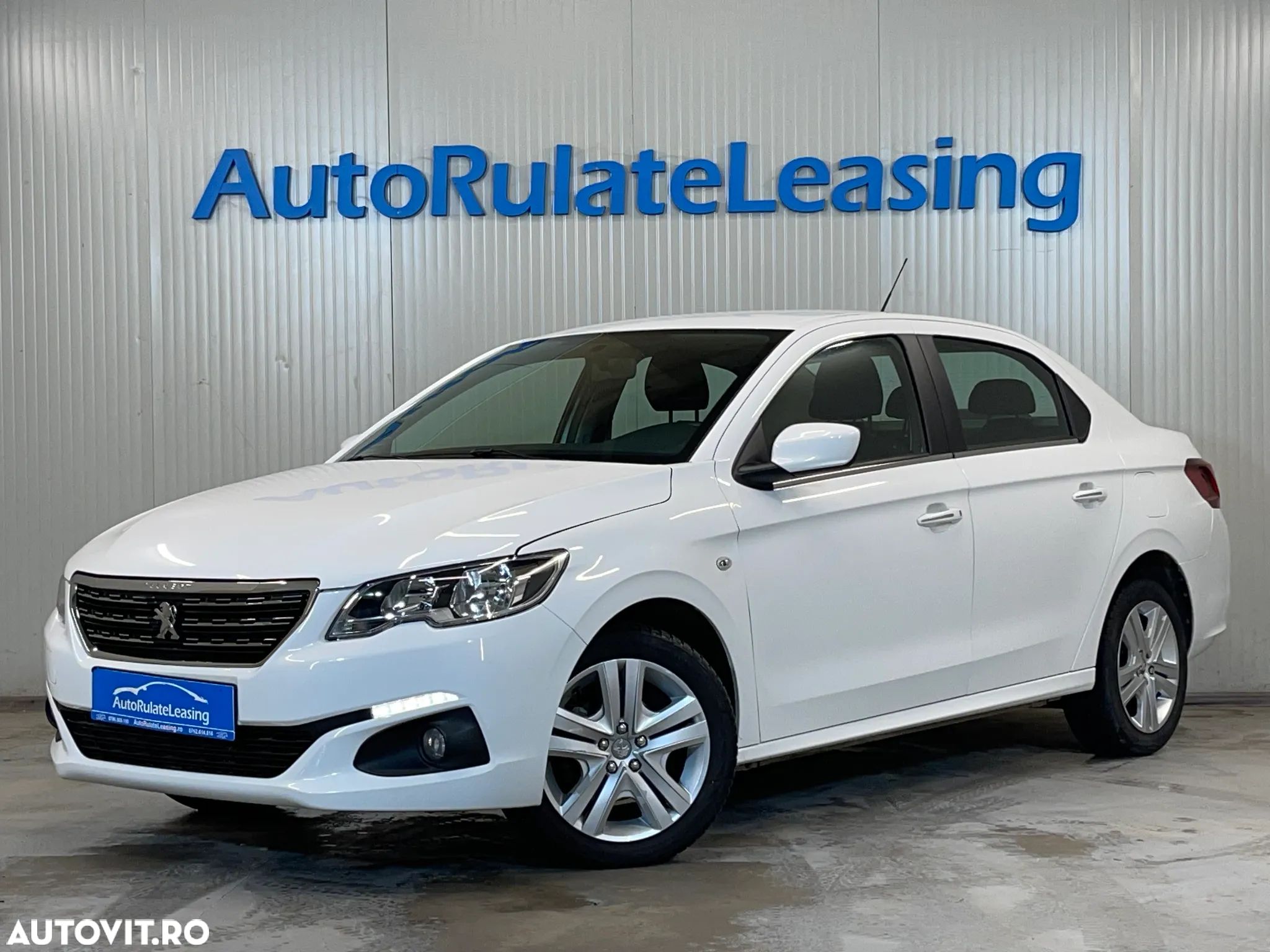 Peugeot 301 1.5 BlueHDI FAP Allure - 1