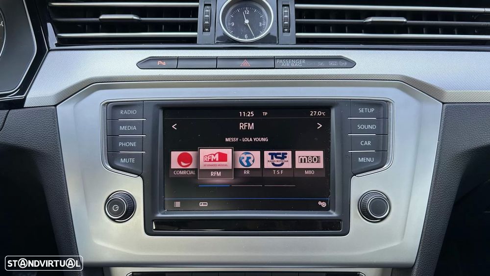 VW Passat 2.0 TDI Confortline - 16