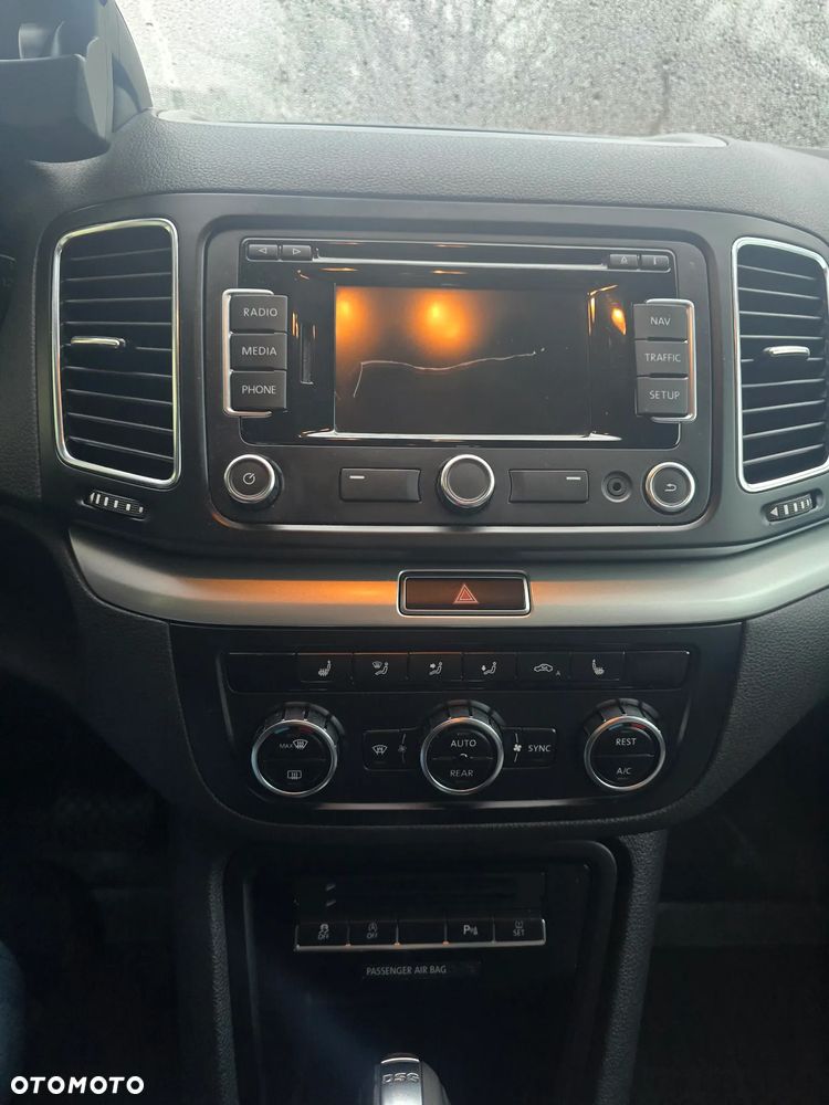 Volkswagen Sharan 2.0 TDI Comfortline DSG - 13