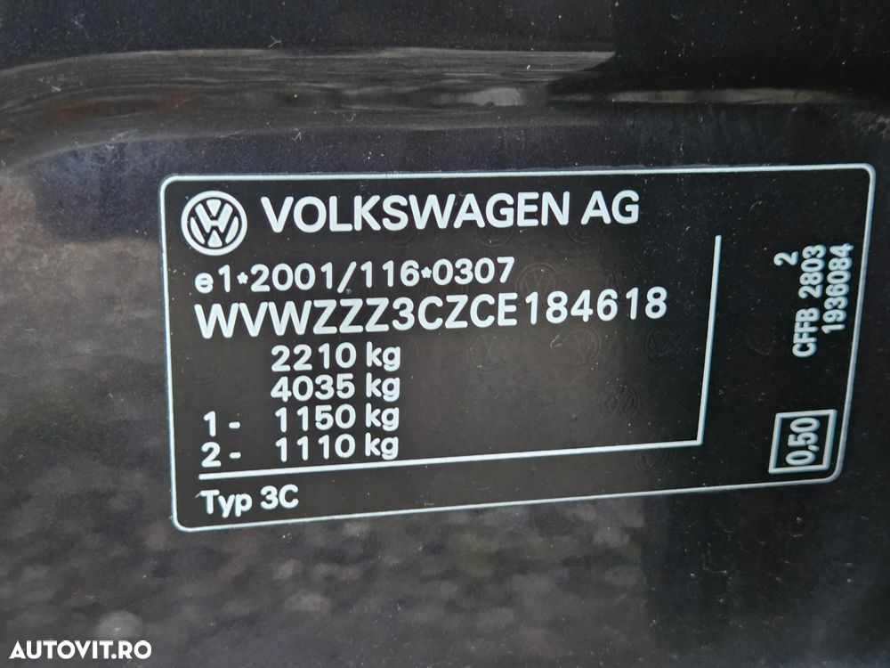 Volkswagen Passat 2.0 TDI DSG Comfortline - 16