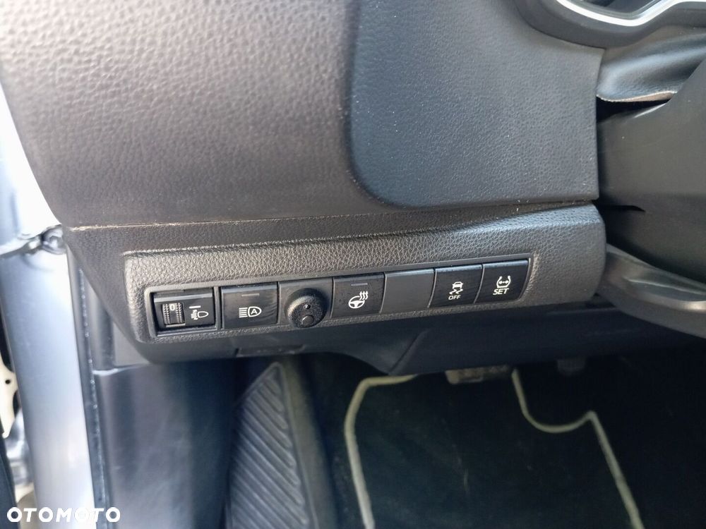 Toyota Corolla 1.8 Hybrid Executive - 21