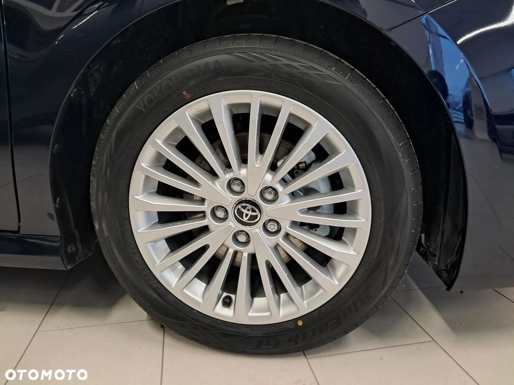 Toyota Camry 2.5 Hybrid Dynamic Force Comfort e-CVT - 8
