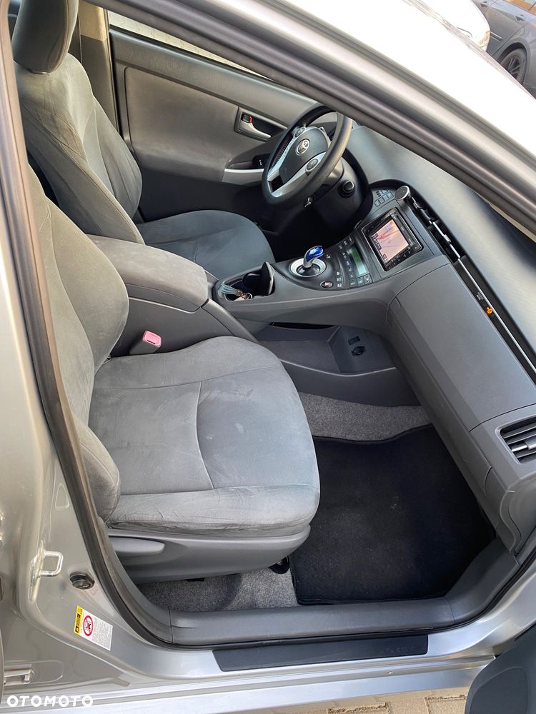 Toyota Prius - 14