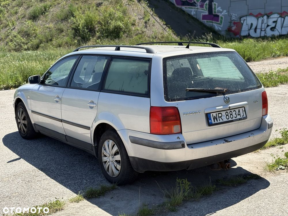 Volkswagen Passat - 5