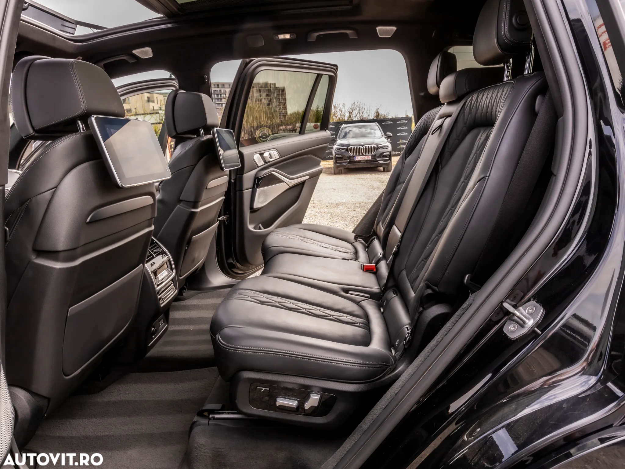 BMW X7 M50d - 16