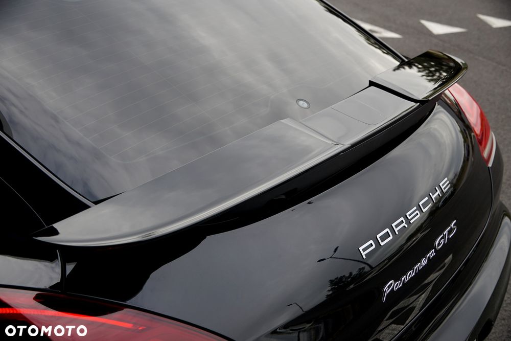 Porsche Panamera GTS - 12