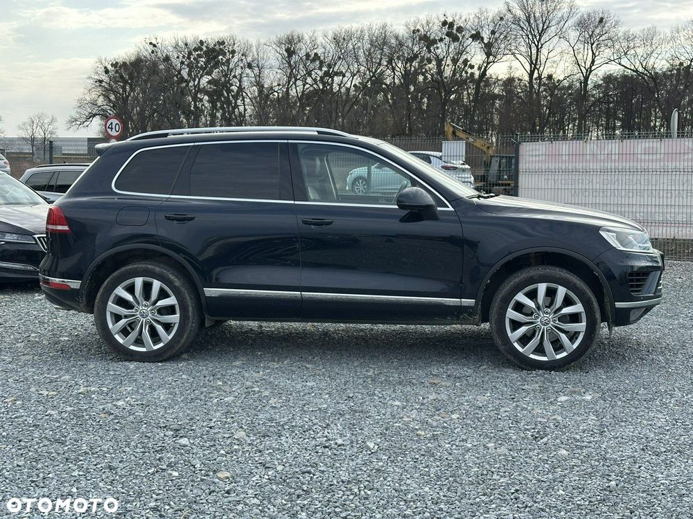 Volkswagen Touareg 3.0 V6 TDI BMT Business Line - 10