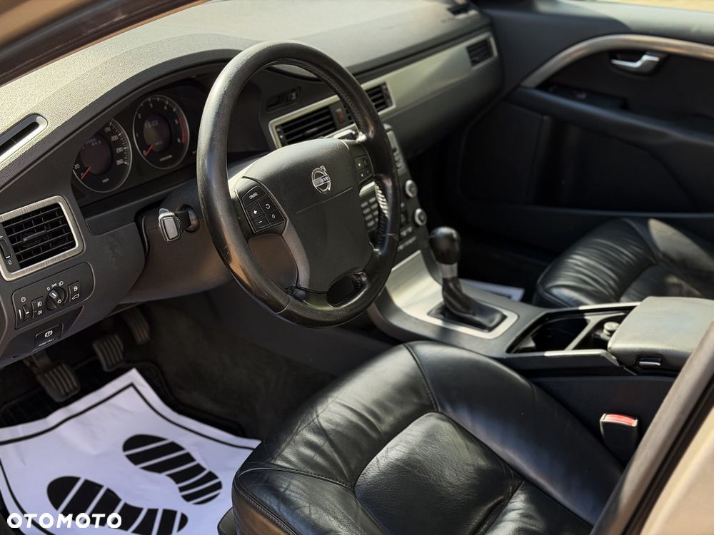 Volvo V70 2.0D Momentum - 12