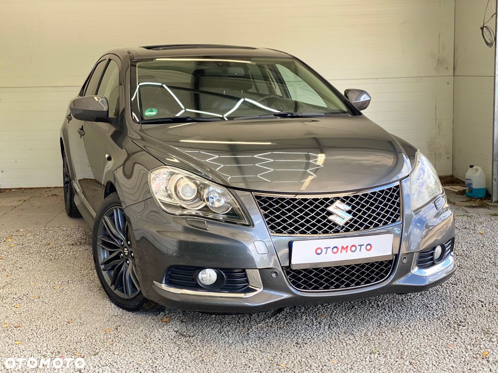 Suzuki Kizashi 2.4 Sport 4WD CVT - 3