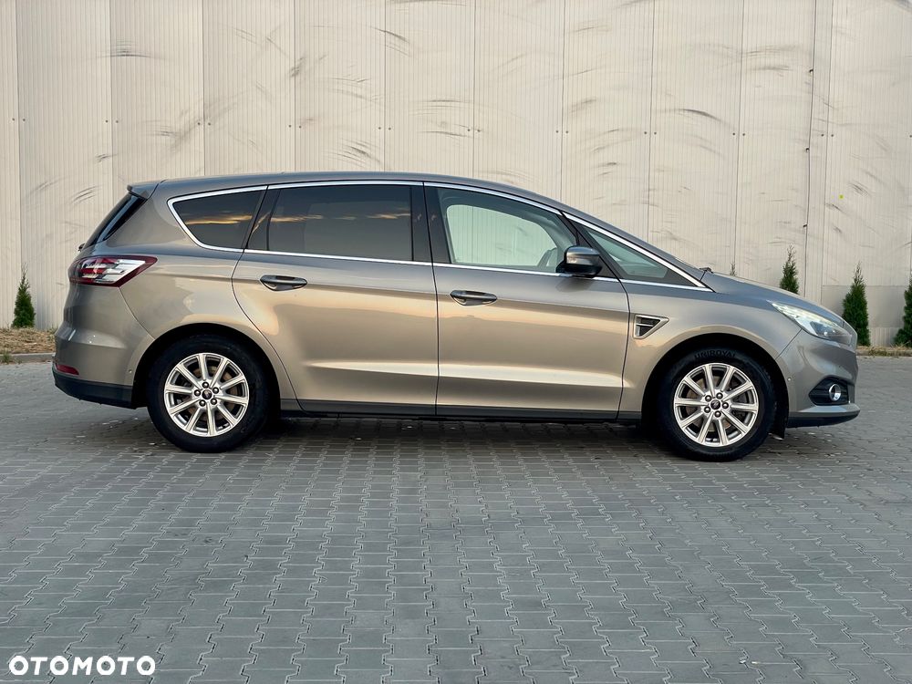 Ford S-MAX II (2015-), 2016