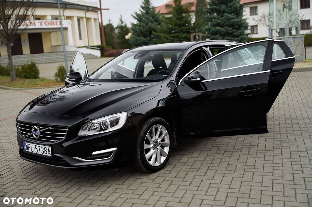 Volvo V60 T5 Geartronic Momentum - 15