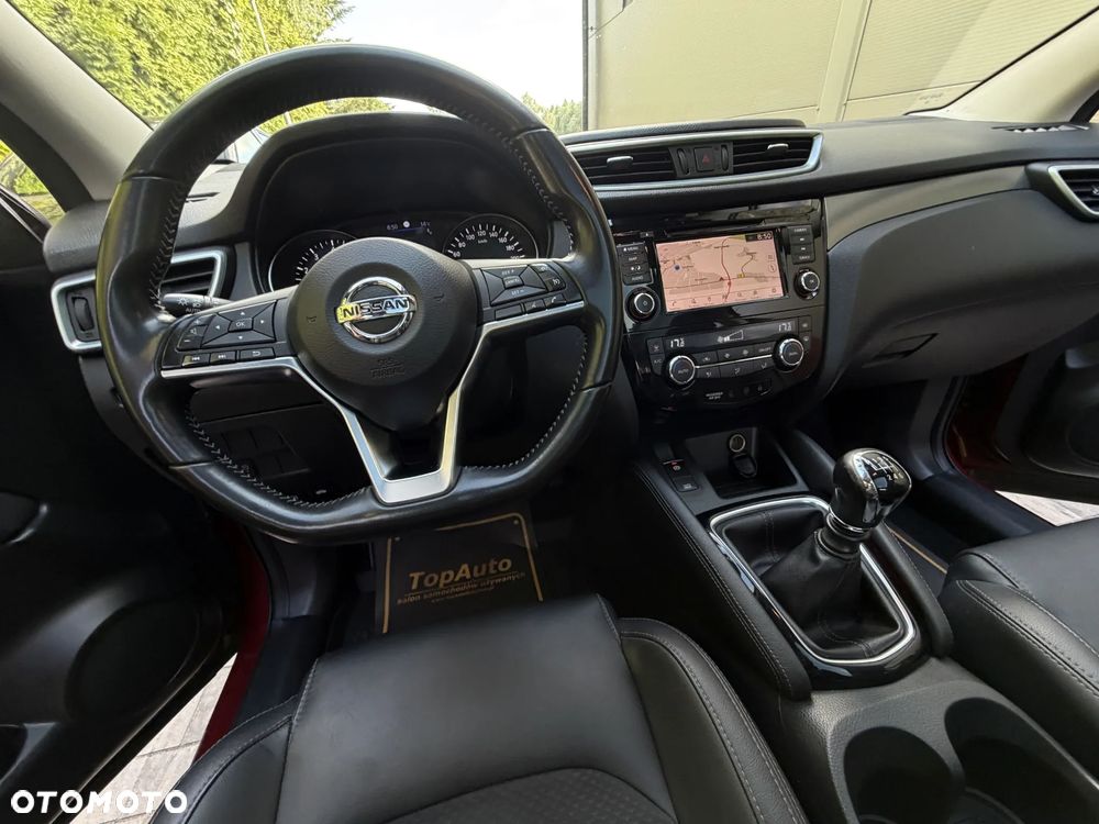 Nissan Qashqai 1.3 DIG-T N-WAY - 18