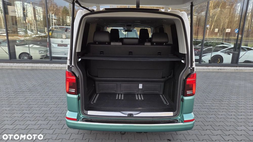 Volkswagen Multivan - 17