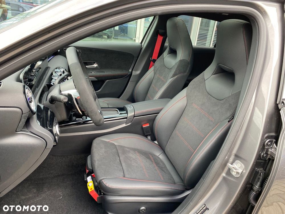 Mercedes-Benz Klasa A 45 S AMG 4-Matic 8G-DCT - 9