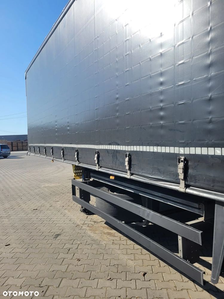 Schmitz Cargobull - 3