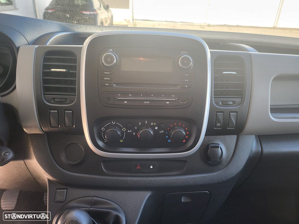 Renault TRAFIC 1.6 dCi - 10