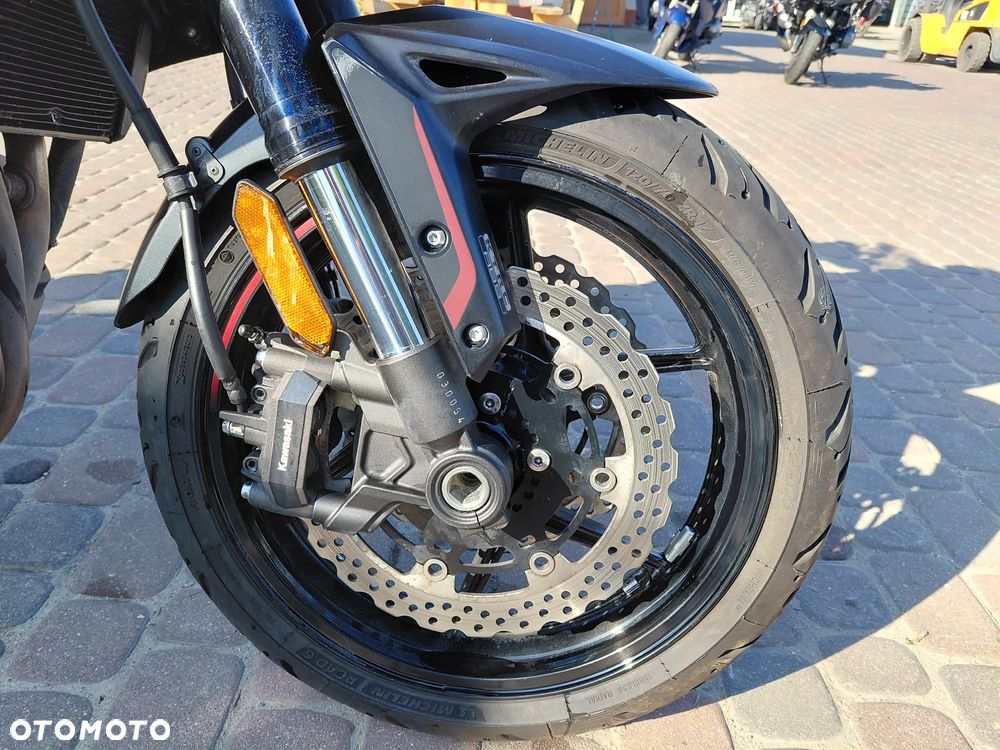 Kawasaki Versys 1000 - 9