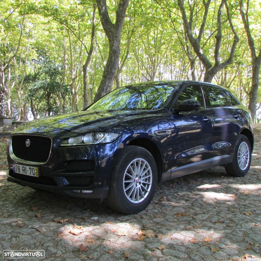 Jaguar F-Pace 2.0 i4D Pure - 4