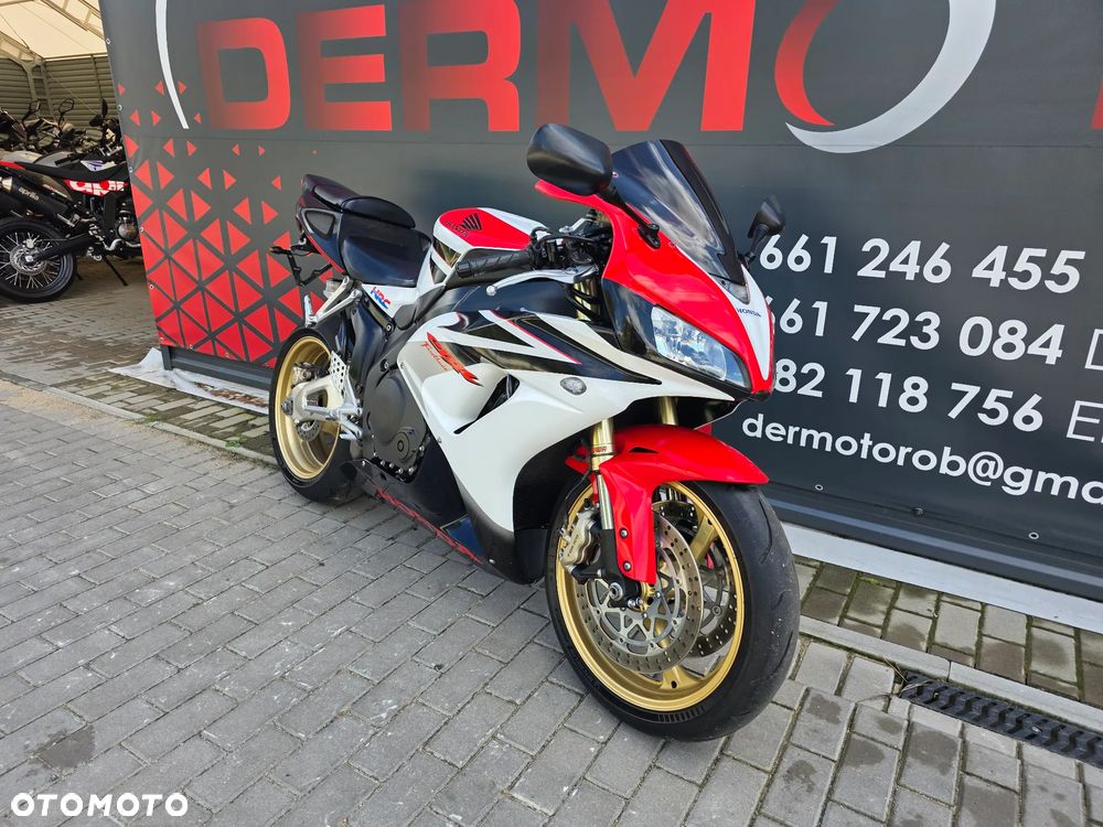 Honda CBR - 1