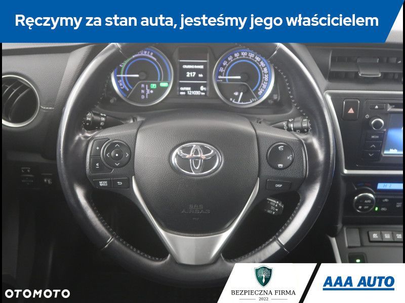 Toyota Auris - 16