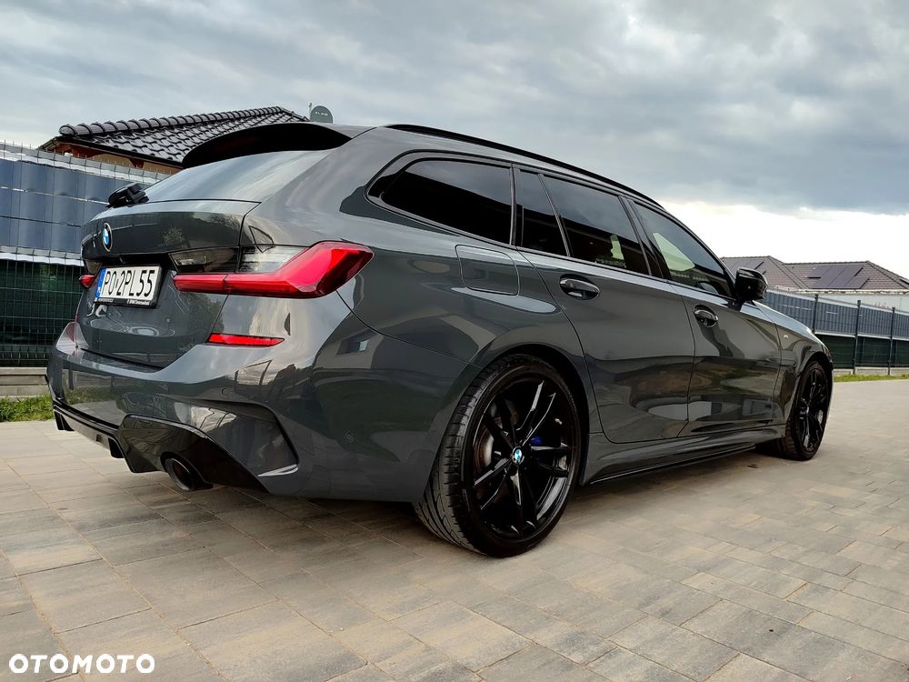 BMW Seria 3 330i xDrive - 4