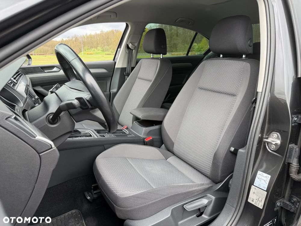Volkswagen Passat 1.5 TSI EVO Business DSG - 10