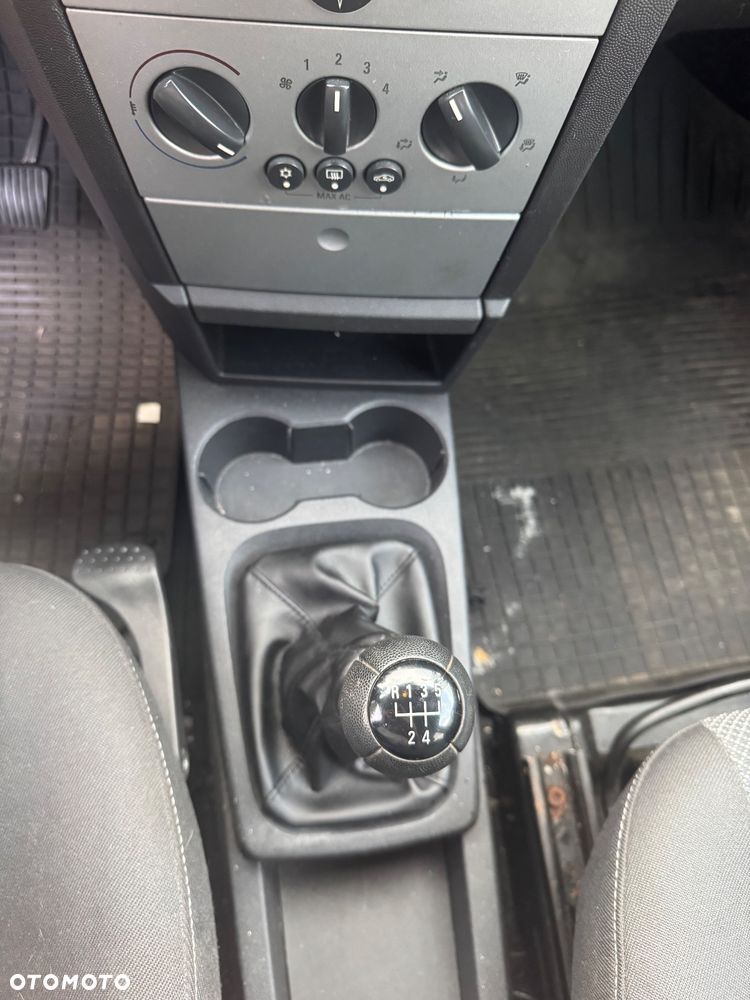 Opel Meriva 1.6 Cosmo - 12