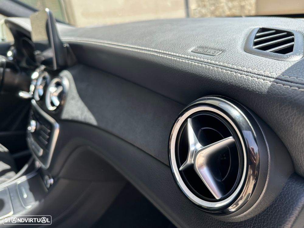 Mercedes-Benz CLA 180 d Shooting Brake AMG Line Aut. - 31
