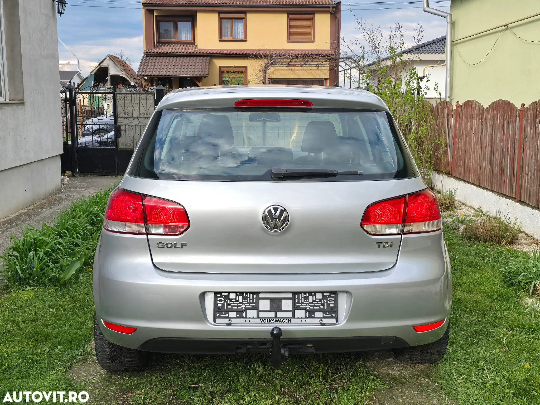Volkswagen Golf 1.6 TDI DPF Comfortline - 5