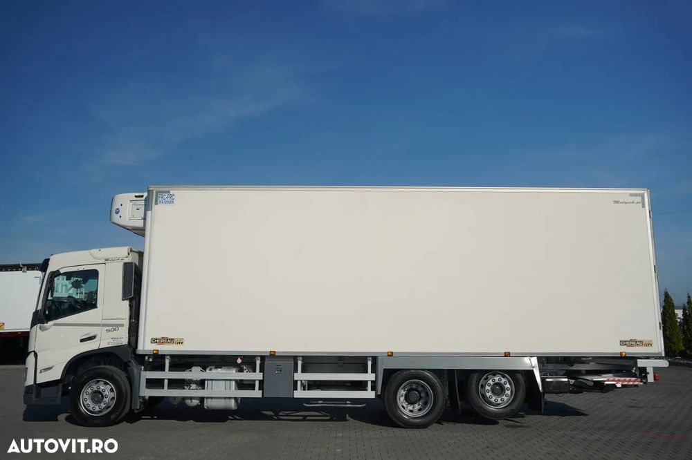 Volvo FM 500 / REFRIGERAT / 6X2 / CHERAU / 8.5 M / CARRIER SUPRA / MULTIMEMBRU / I-SHIFT / DHOLLANDIA LIFT / PUNTE DE DIRECȚIE ȘI RIDICARE / - 4