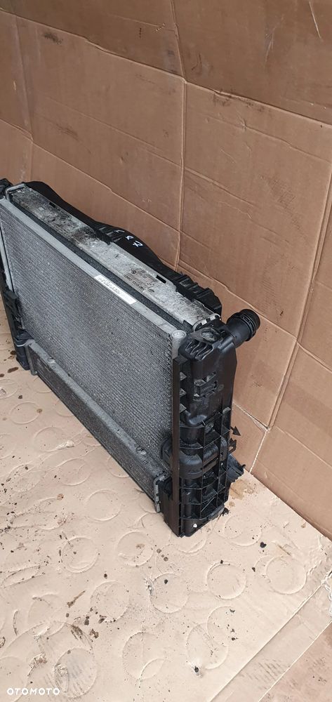 Pas przedni chłodnice wentylator BMW I E87 2.0D 7561711 7801993 - 3