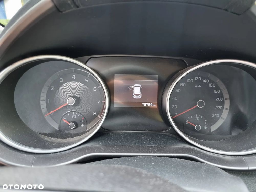 Kia Ceed 1.4 T-GDI L - 6