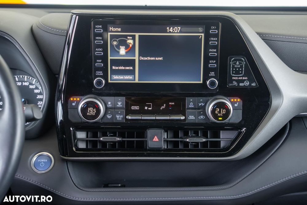 Toyota Highlander - 21