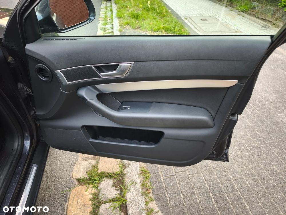 Audi A6 Avant - 26