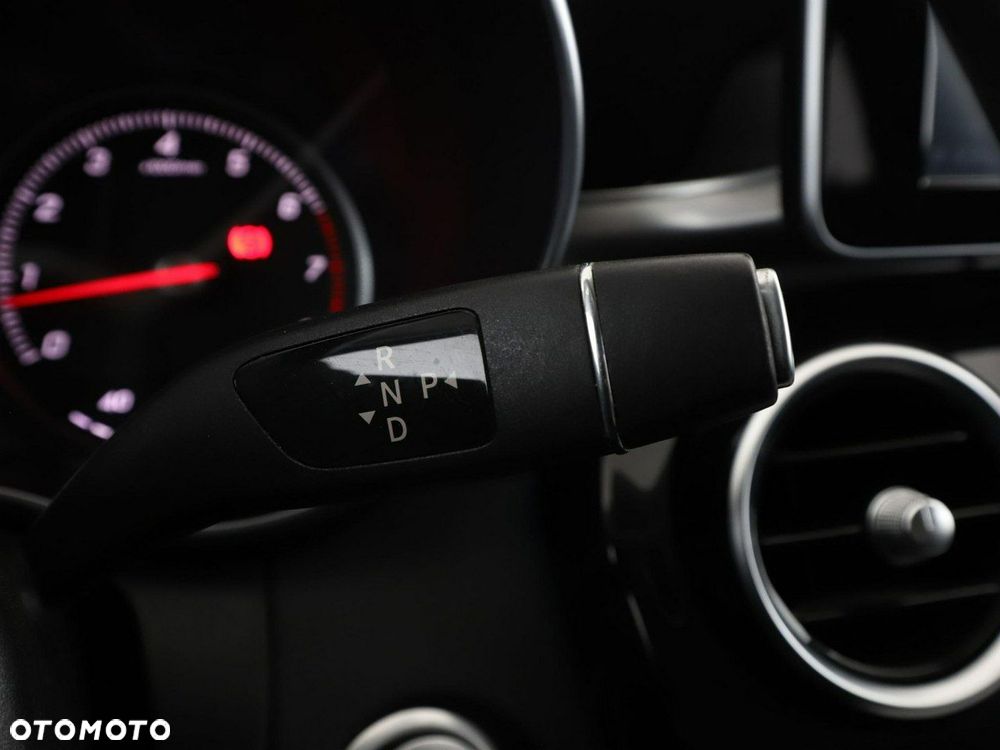 Mercedes-Benz Klasa C 180 9G-TRONIC Avantgarde - 33