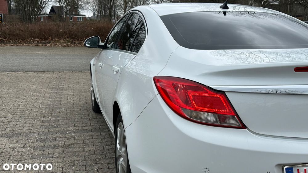 Opel Insignia 2.0 CDTI - 6