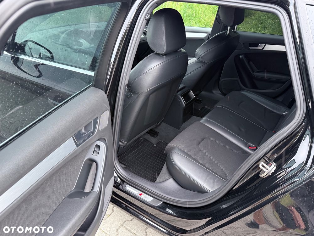 Audi A4 Avant 2.0 TDI DPF S line Sportpaket - 16