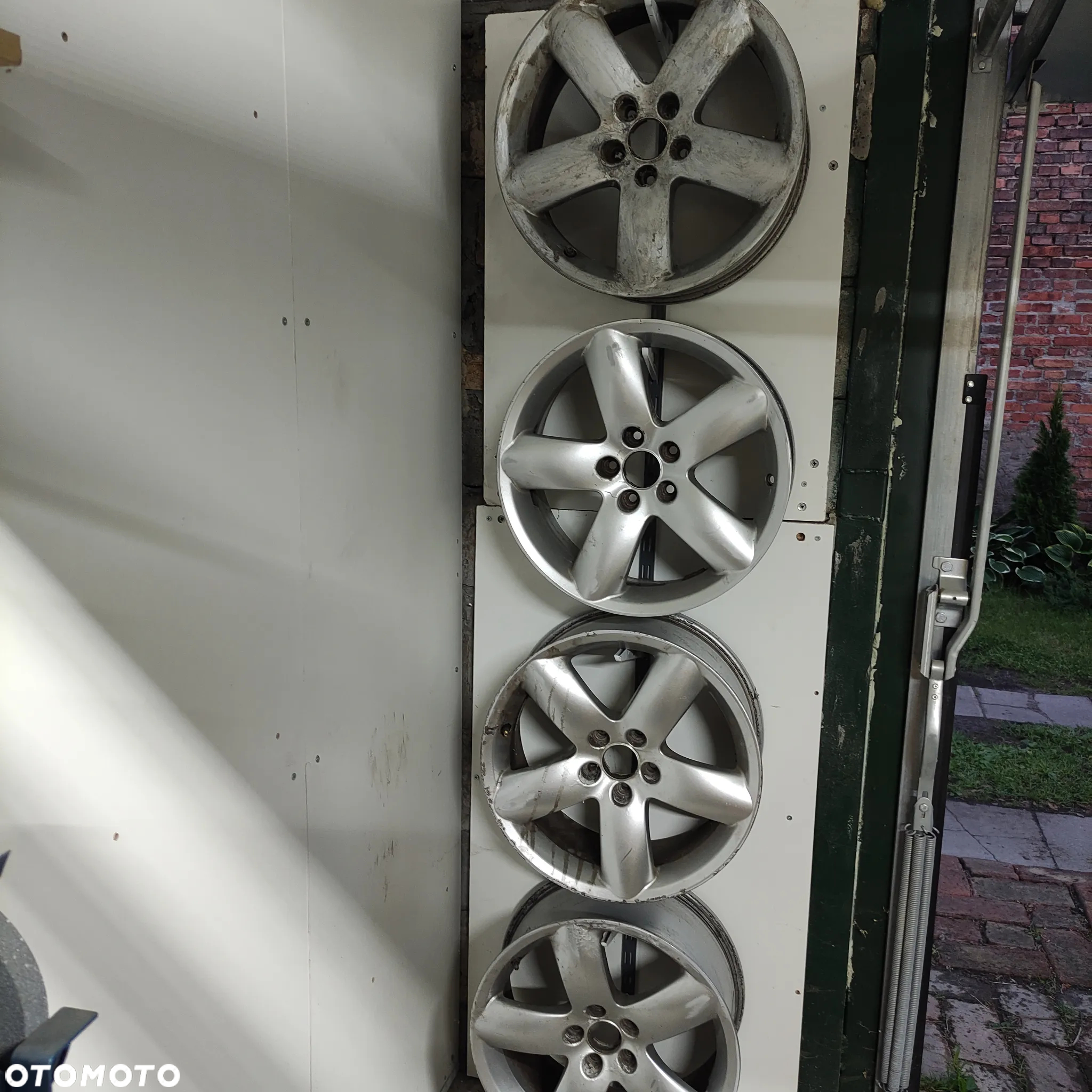 Peugeot 407 - 16