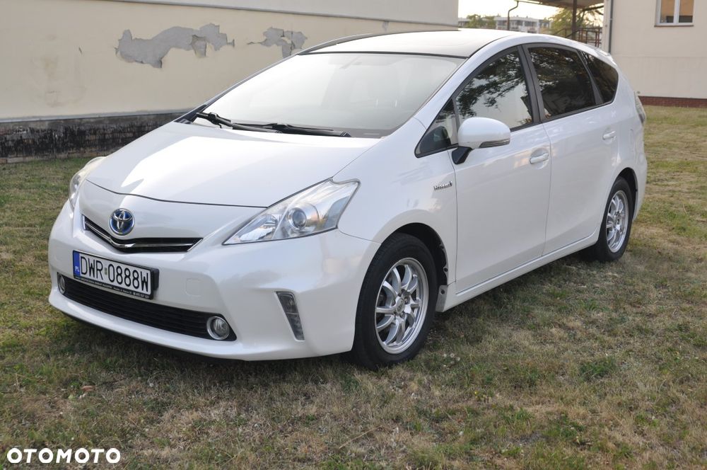 Toyota Prius+ - 1