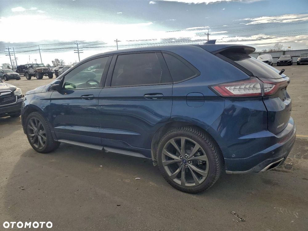 Ford Edge - 2